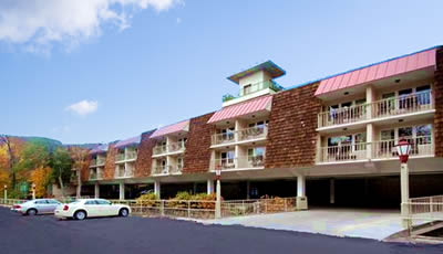 Quality Inn Creekside Hotel